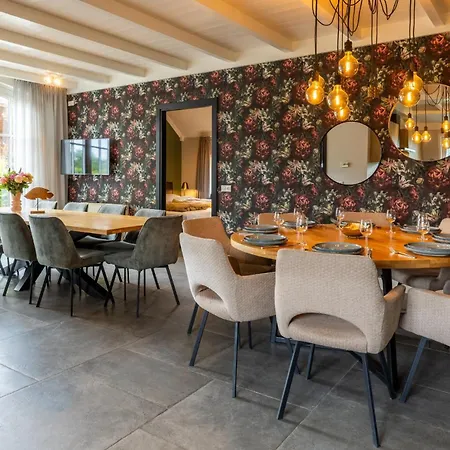 Boerderij Hoeve Met Prive Zwembad | 18 Personen Villa *