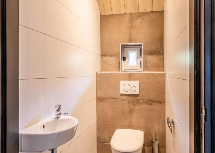 Boerderij Hoeve Met Prive Zwembad | 18 Personen 빌라