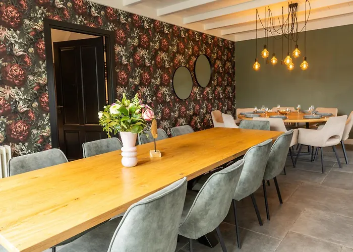 Boerderij Hoeve Met Prive Zwembad | 18 Personen Villa *