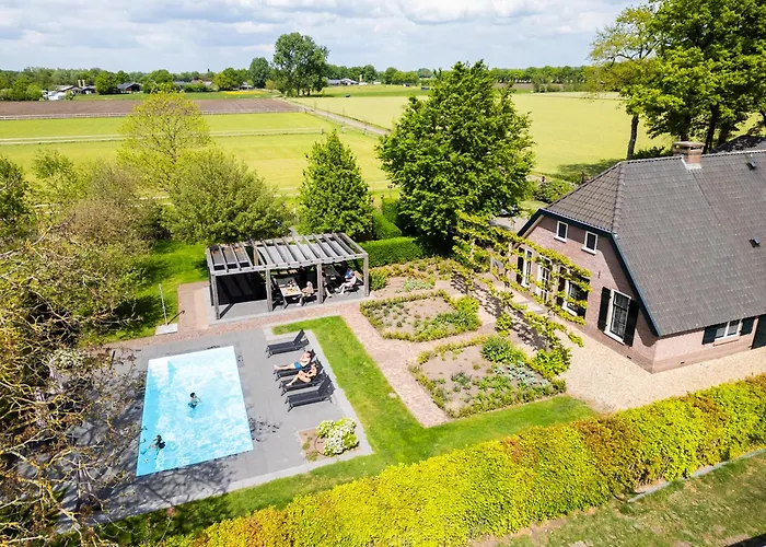 Boerderij Hoeve Met Prive Zwembad | 18 Personen