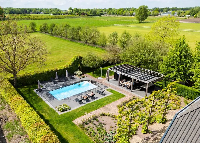 Boerderij Hoeve Met Prive Zwembad | 18 Personen Villa Otterlo