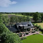 Boerderij Hoeve Met Prive Zwembad | 18 Personen أوتيرلو